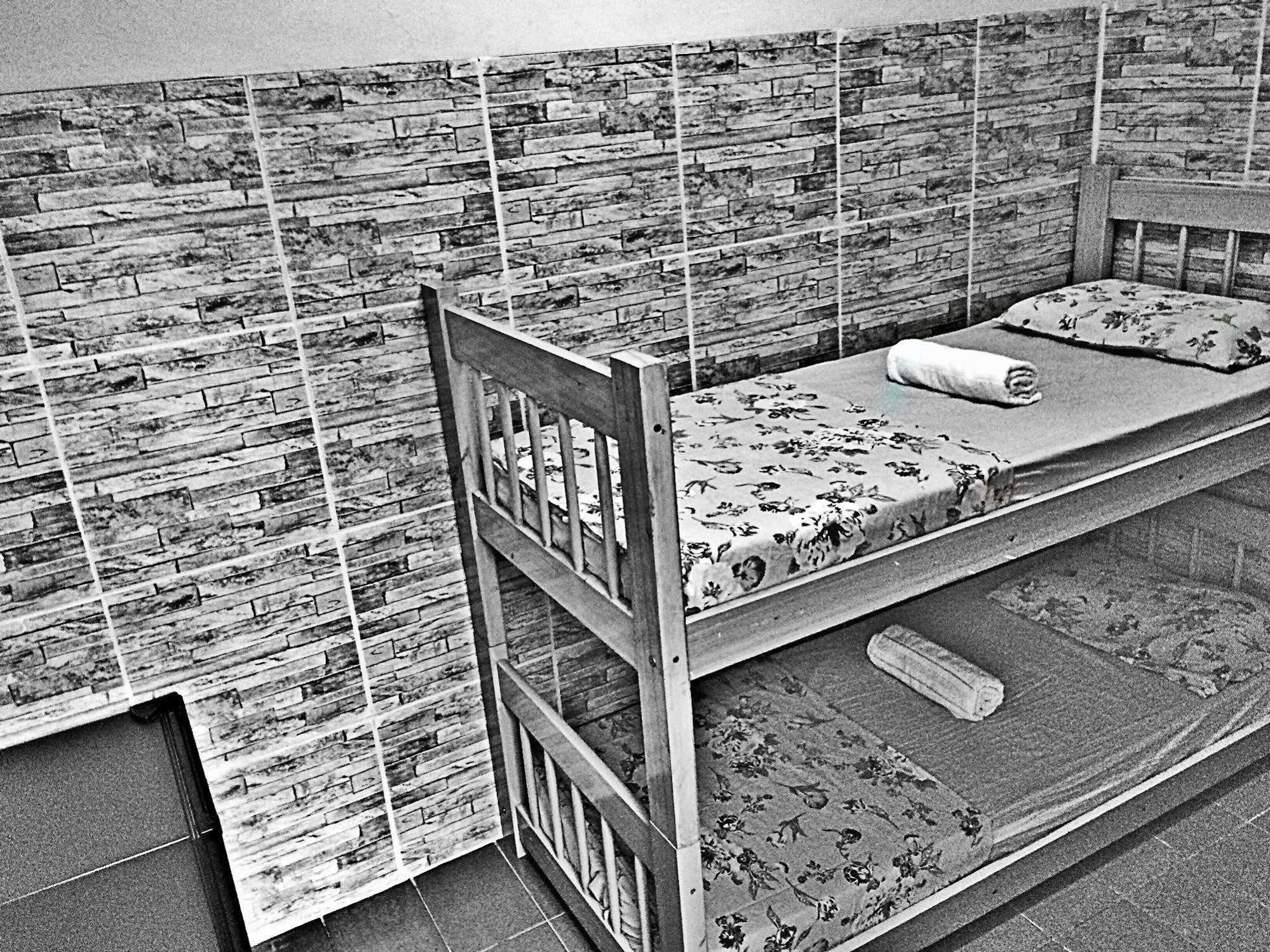 Beach Backpackers Hostel Рио-де-Жанейро Экстерьер фото